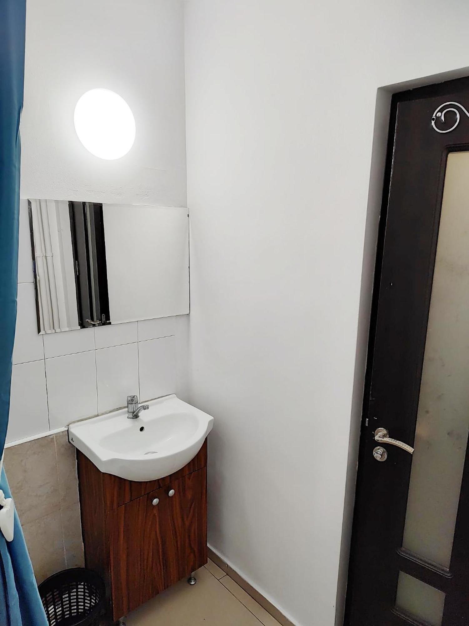 Central Retreat- Apartment Universitate بوخارست المظهر الخارجي الصورة